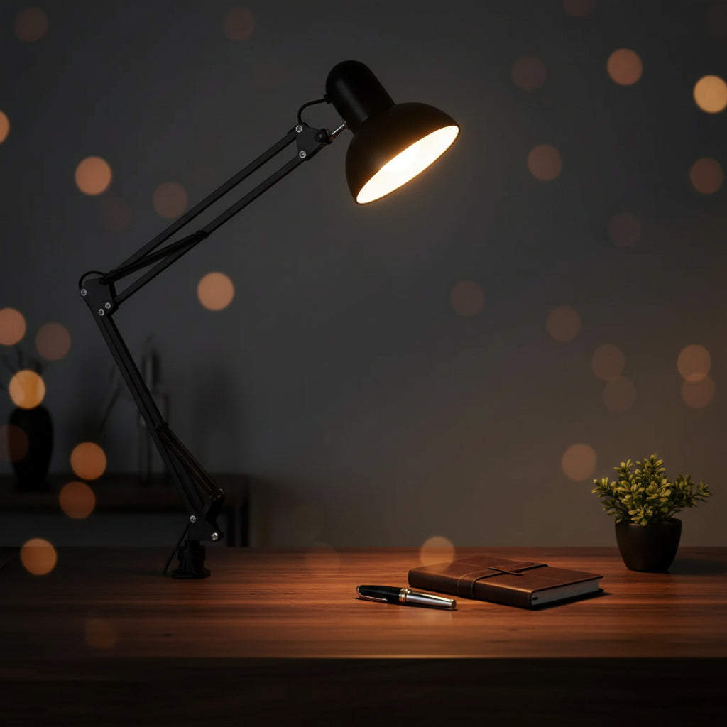 LumiClip Pro – Foldable Clip-On Reading Lamp with Eye Protection