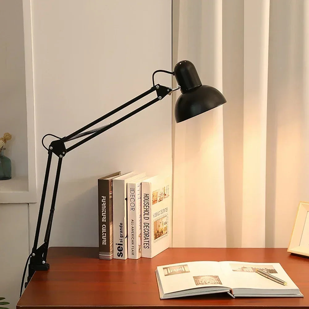 LumiClip Pro – Foldable Clip-On Reading Lamp with Eye Protection